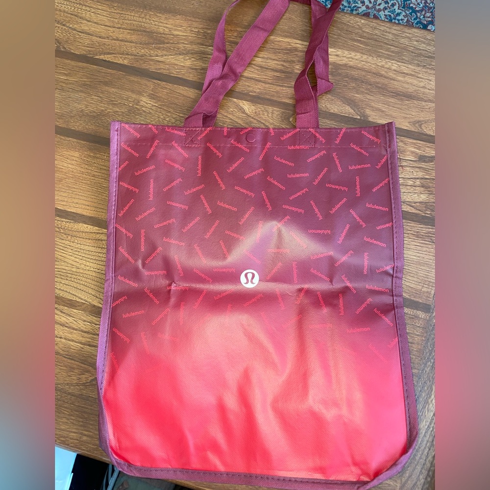 Lululemon large shopping bag